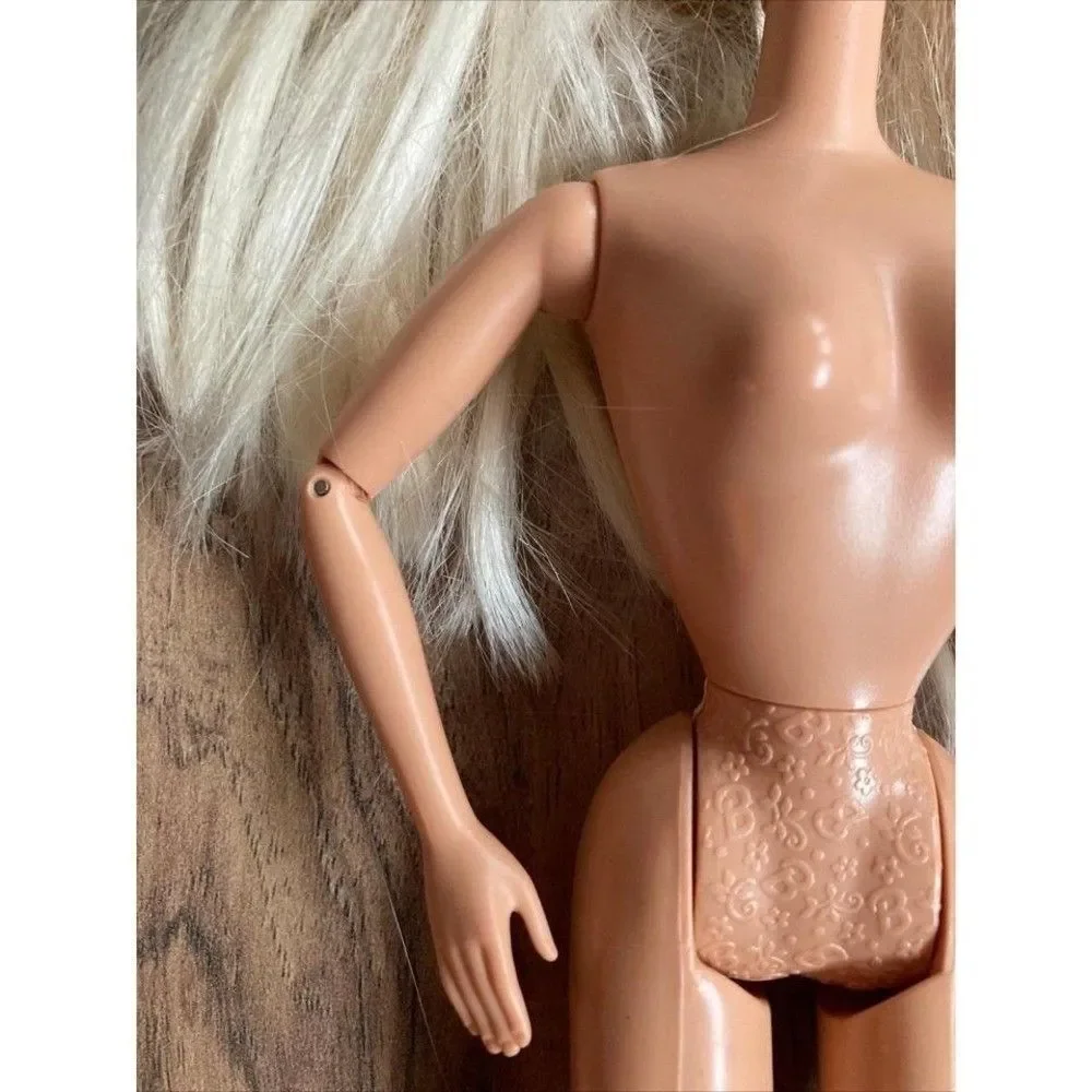 Mattel Barbie Doll 1998 Vintage Nude Lever on Back Moving Arms Articulated Arms